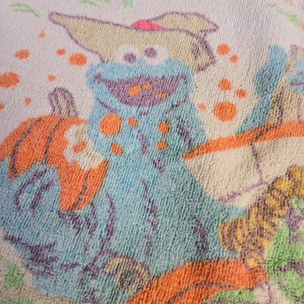 Vintage Sesame Street Bath Towel Big Bird Oscar 24x41 USA 70s 80s Retro Children